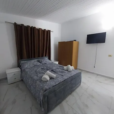 Disha Holiday Home Ksamil