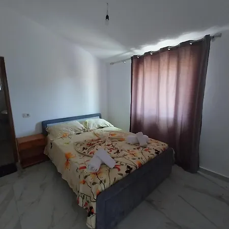 Disha Holiday Home Apartment