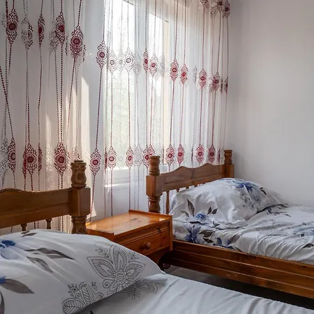 Apartment Disha *
